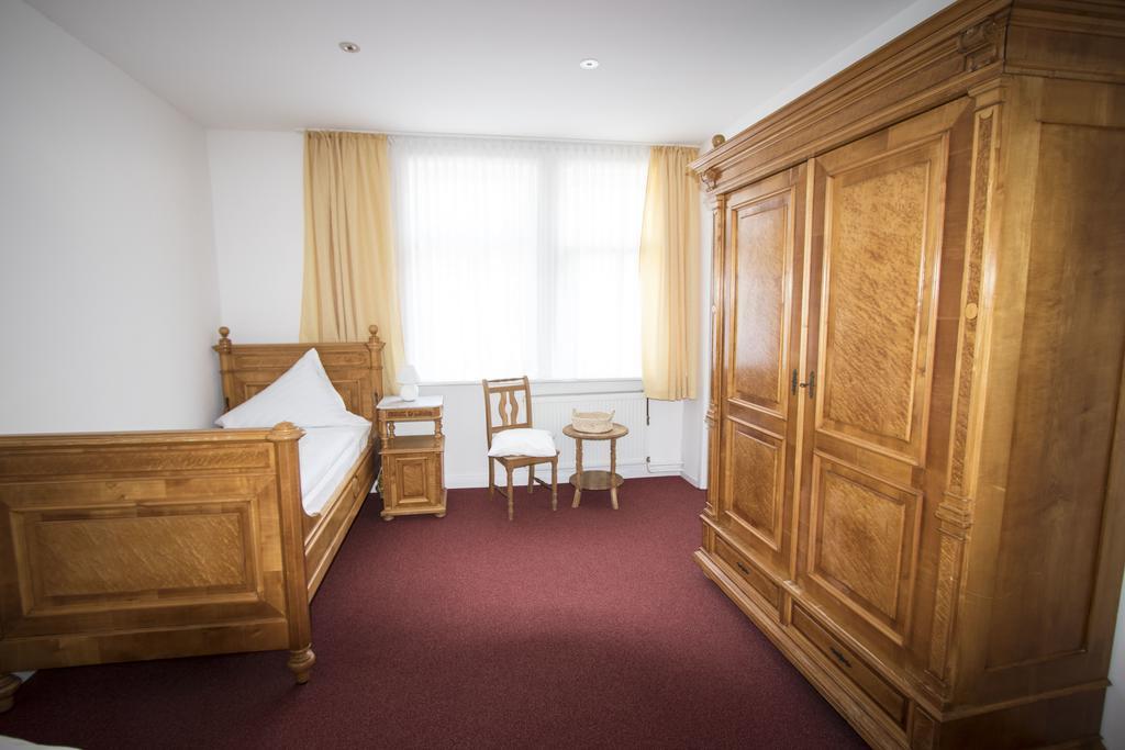 נורטהיים Hotel Deutsches Haus מראה חיצוני תמונה