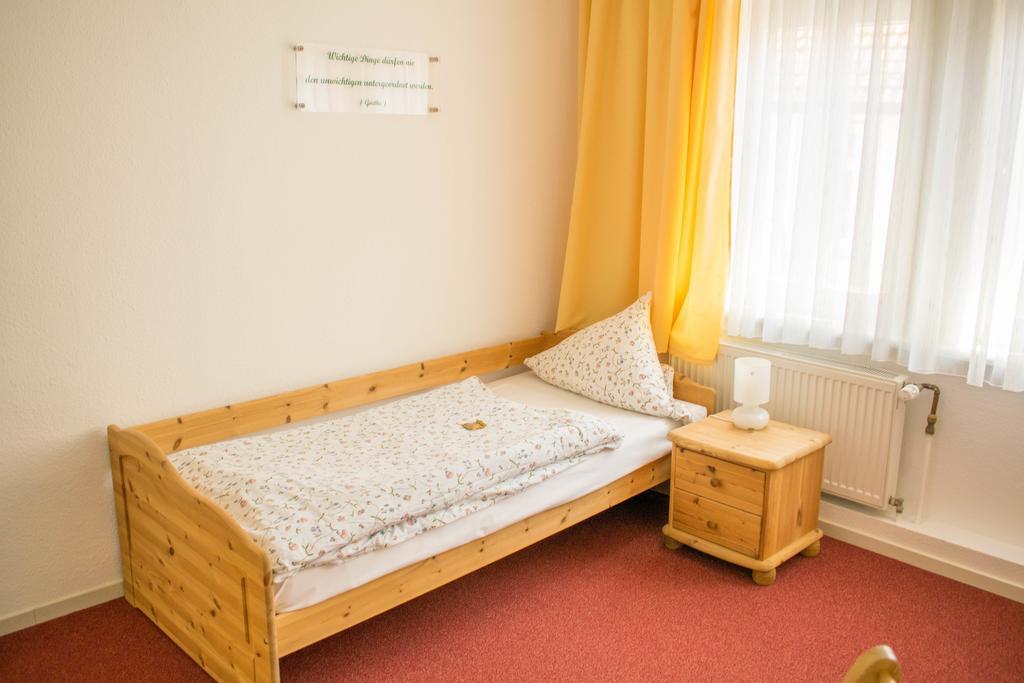 נורטהיים Hotel Deutsches Haus מראה חיצוני תמונה